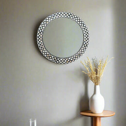 Quatrefoil MOP Inlay Round Mirror Black 1